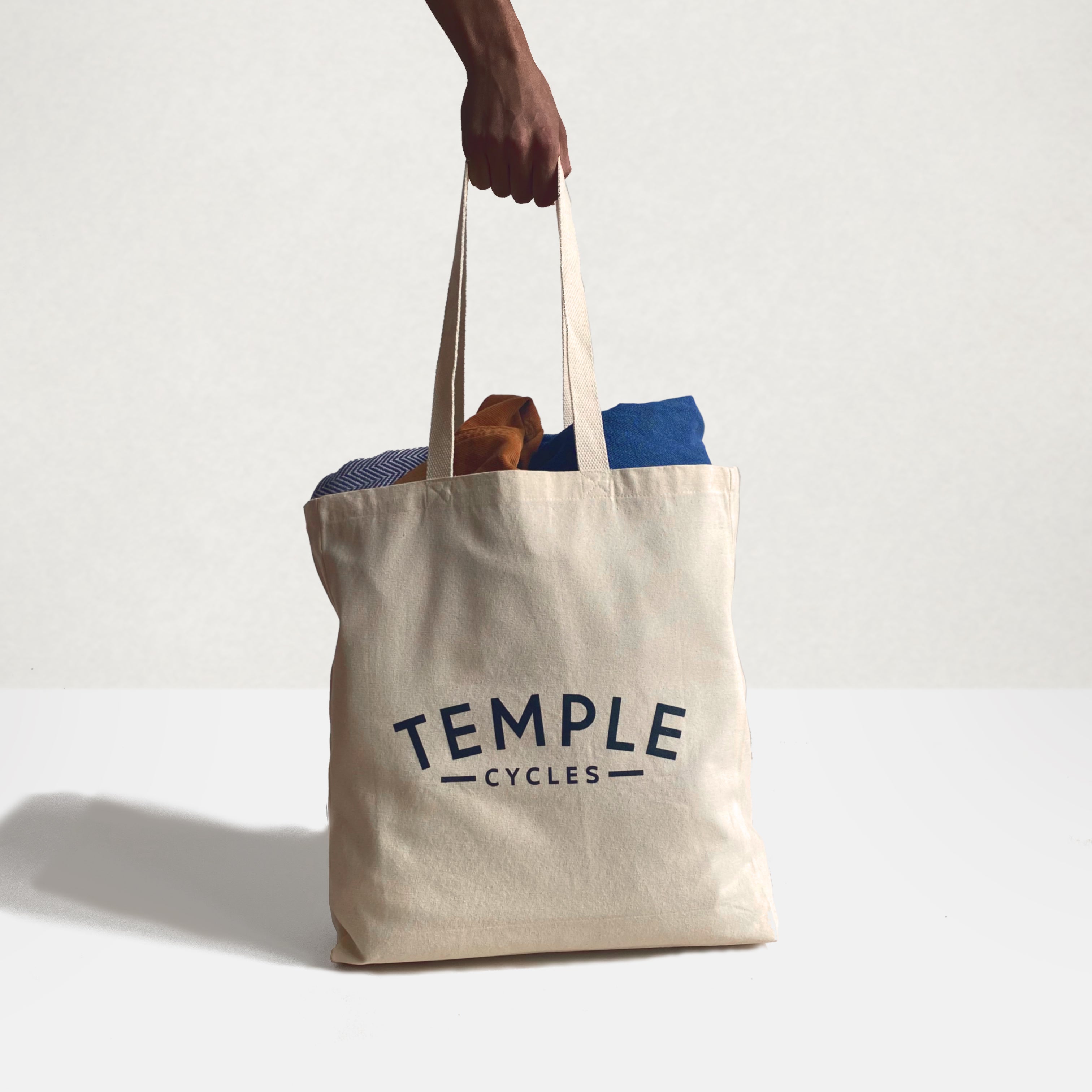 100% cotton tote shopper bag, studio setting.