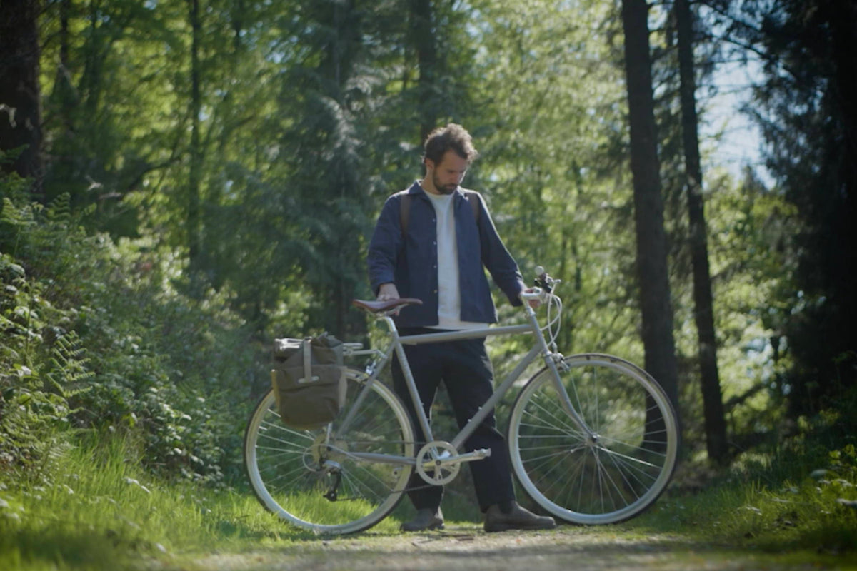 Foraging by bicycle in Somerset – Temple Cycles - Global