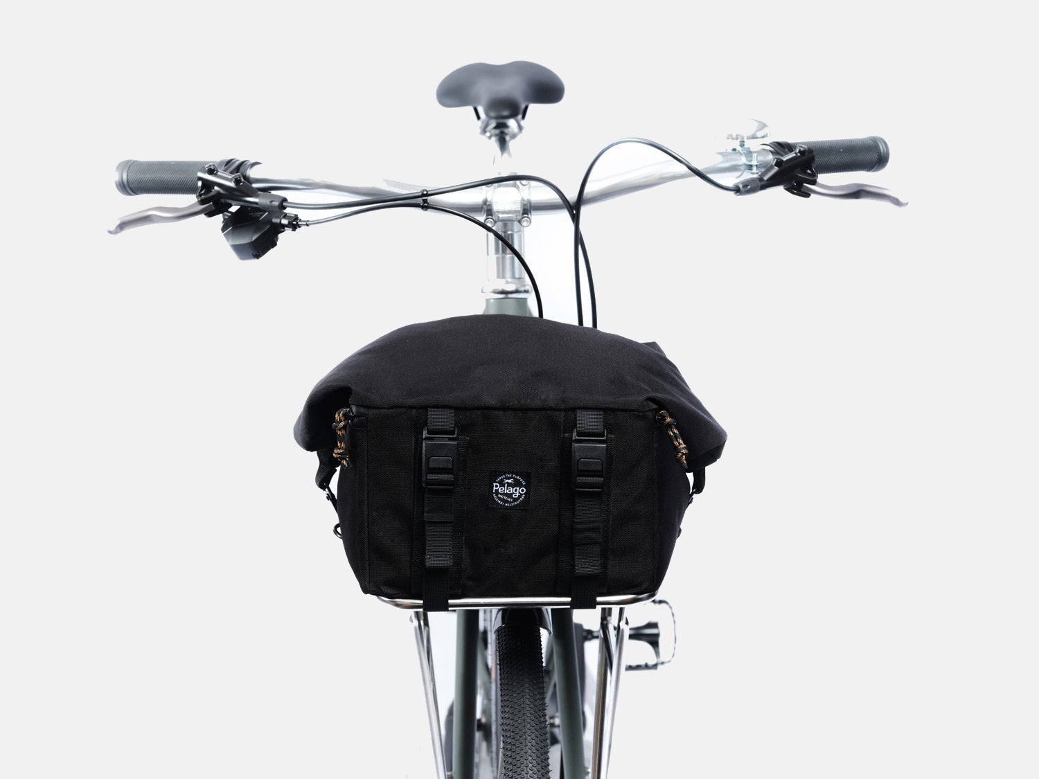 Medium on Medium commuter front rack