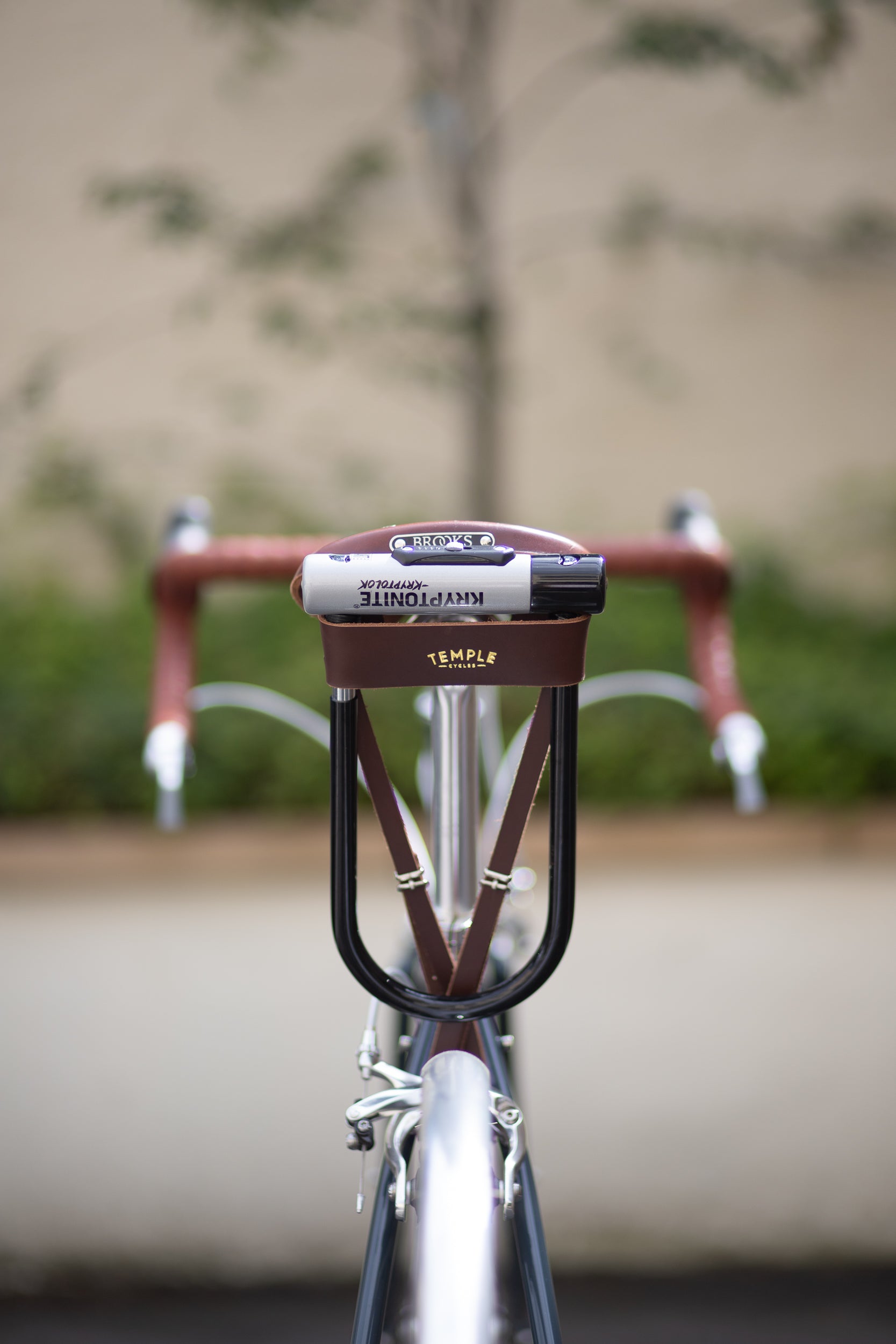 Leather D-Lock Holster Light Brown Temple Cycles – Temple Cycles